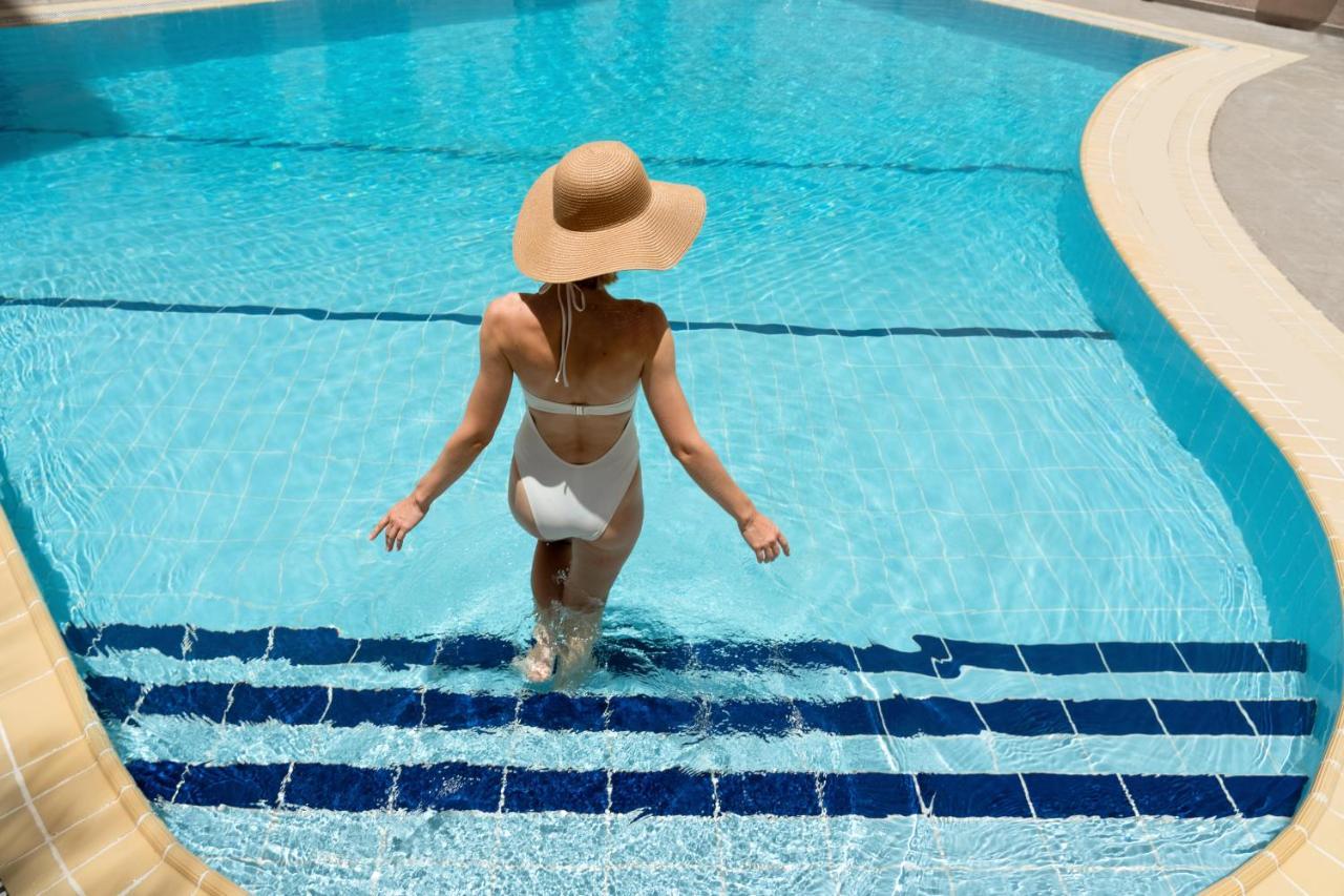 Moevenpick Hotel Doha Kültér fotó