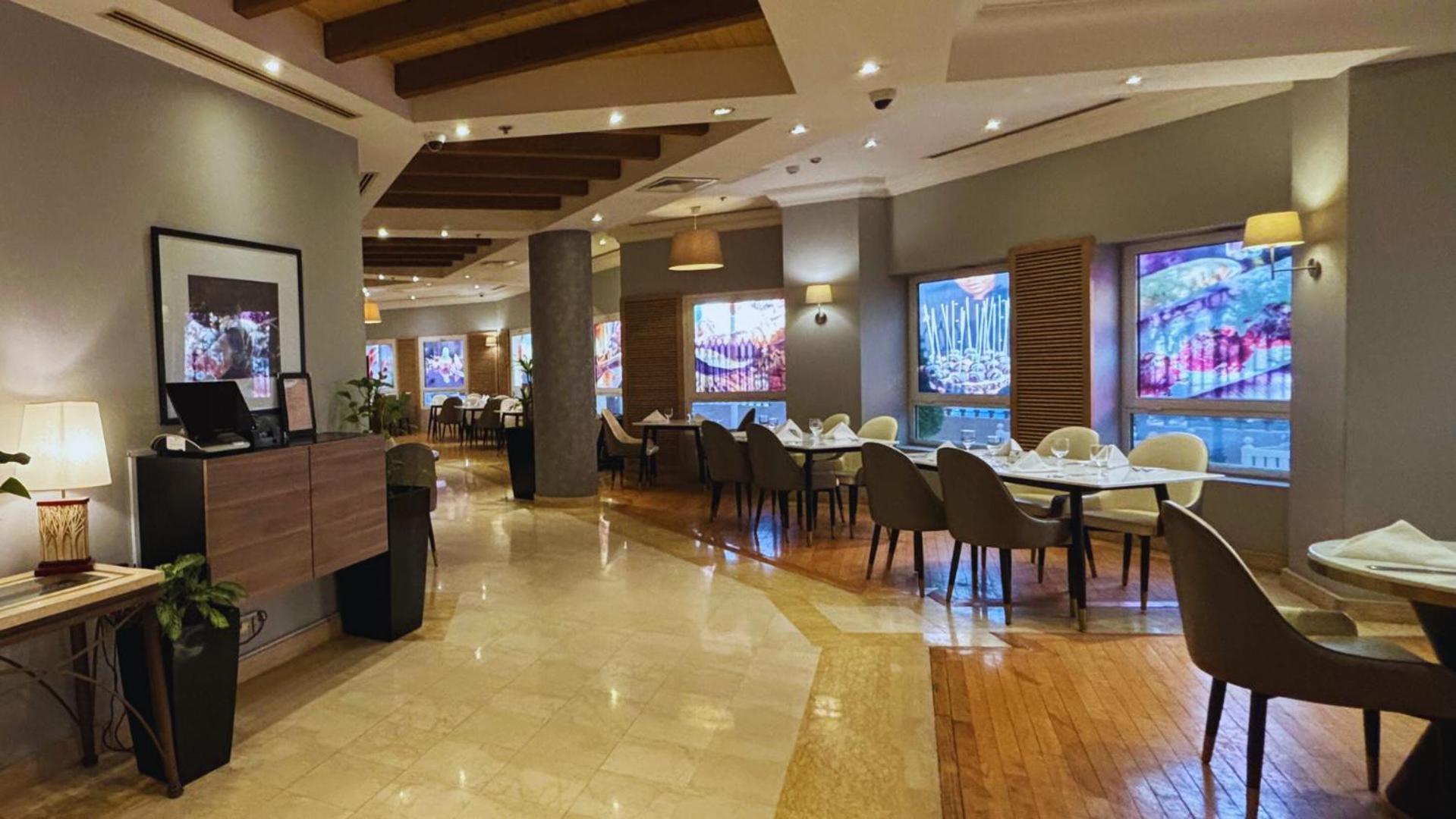 Moevenpick Hotel Doha Kültér fotó