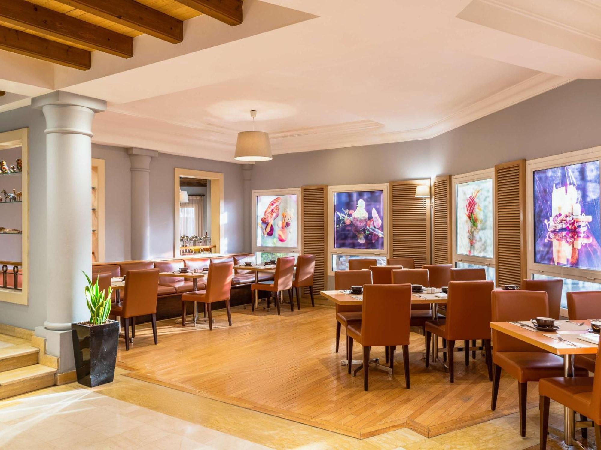 Moevenpick Hotel Doha Kültér fotó