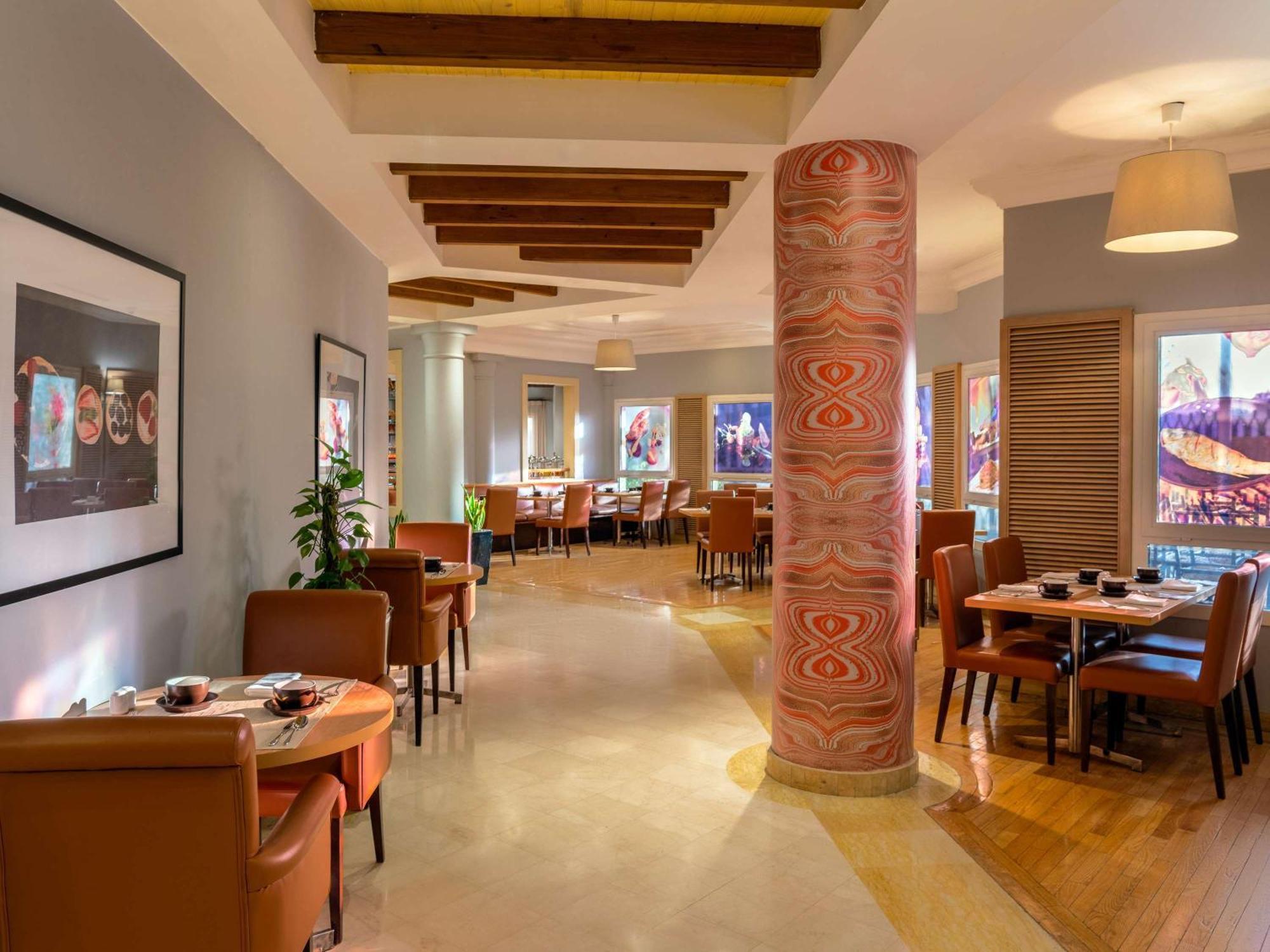 Moevenpick Hotel Doha Kültér fotó
