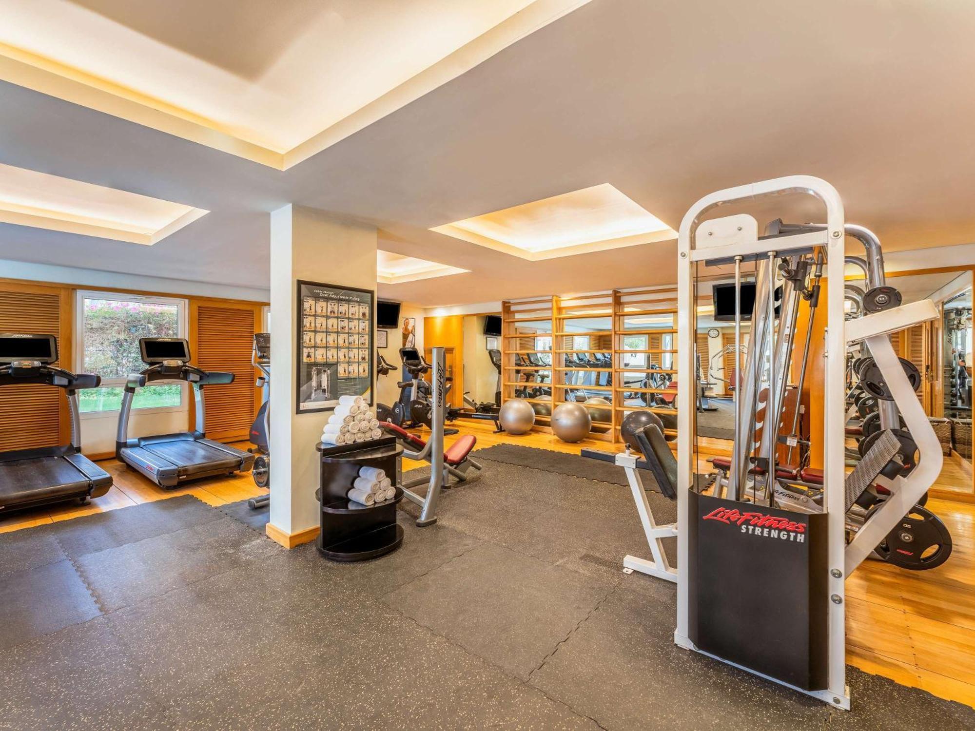 Moevenpick Hotel Doha Kültér fotó