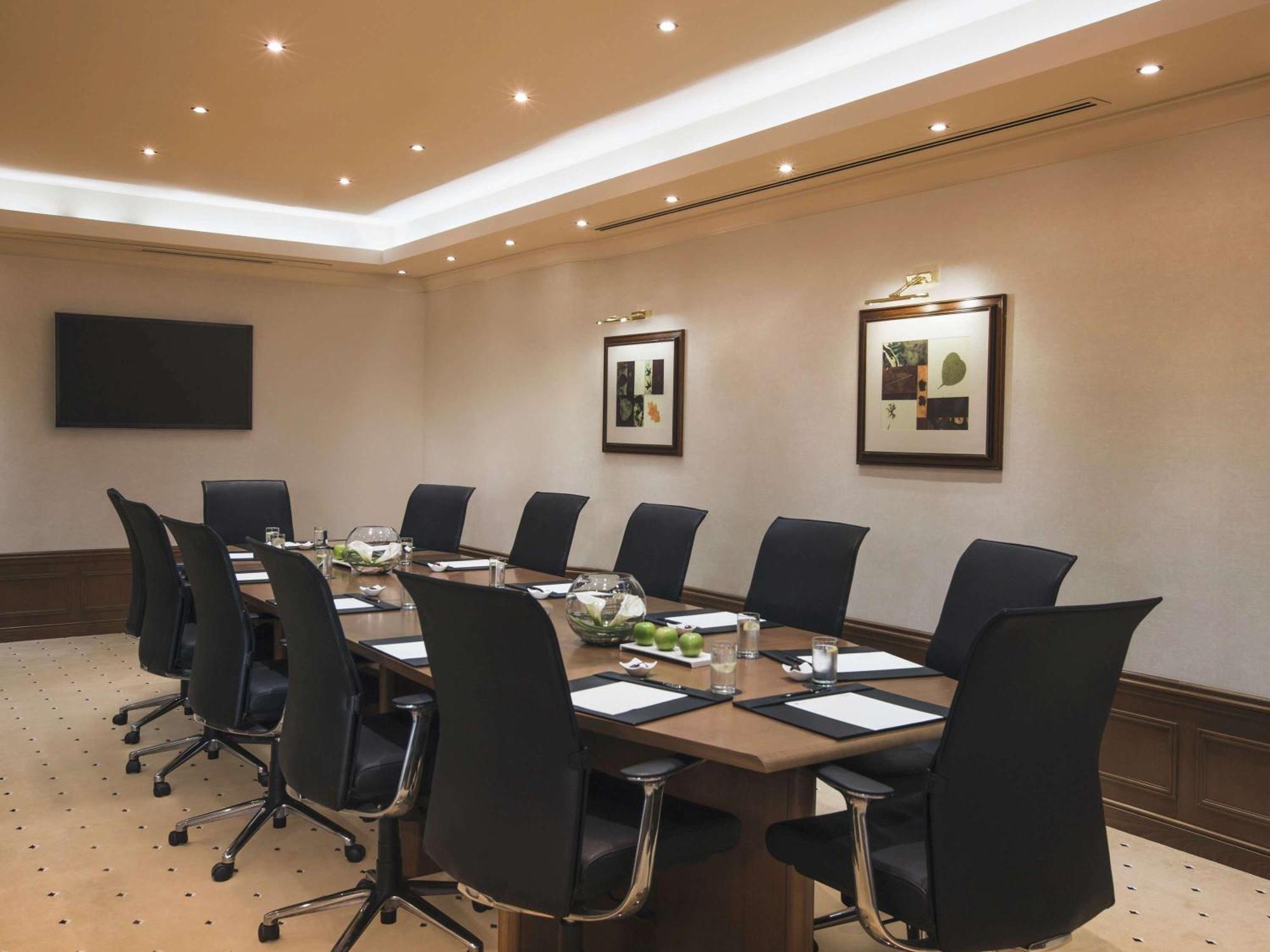 Moevenpick Hotel Doha Kültér fotó