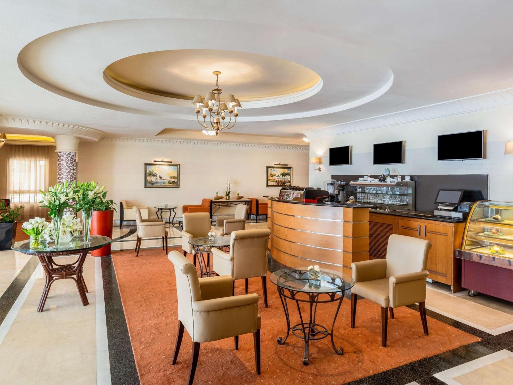 Moevenpick Hotel Doha Kültér fotó