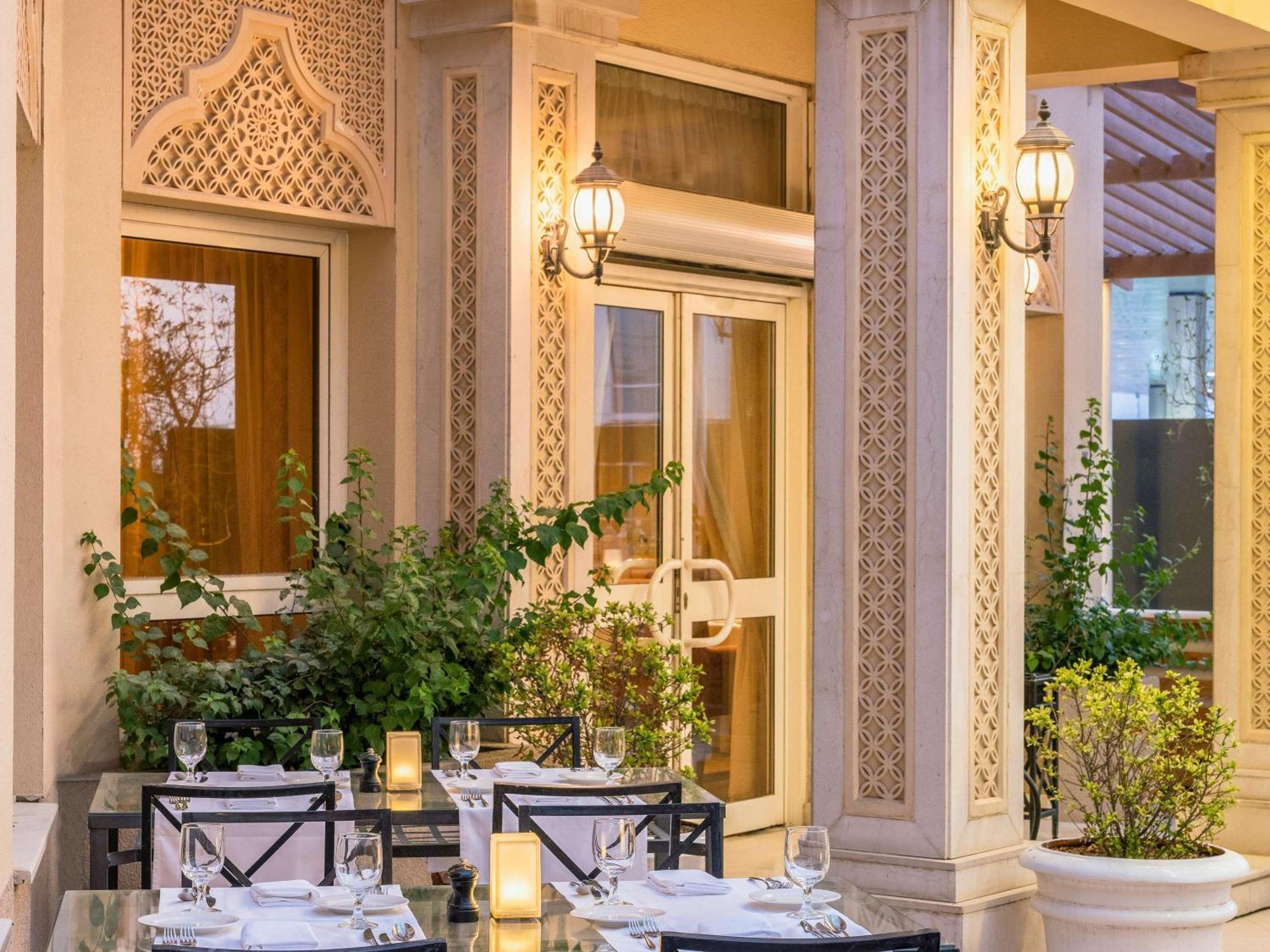 Moevenpick Hotel Doha Kültér fotó